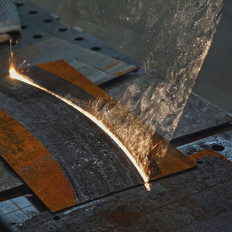 Lasertechnik für die Reinigung von Metall und Maschinen